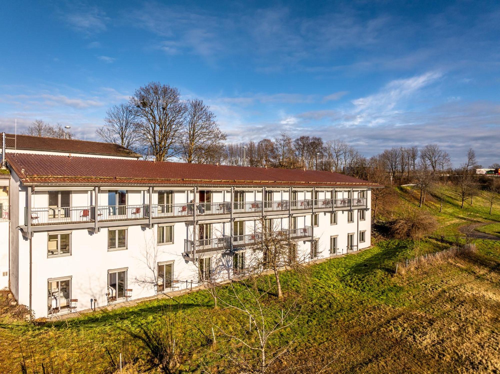 Hotel Irschenberg Sued Екстер'єр фото